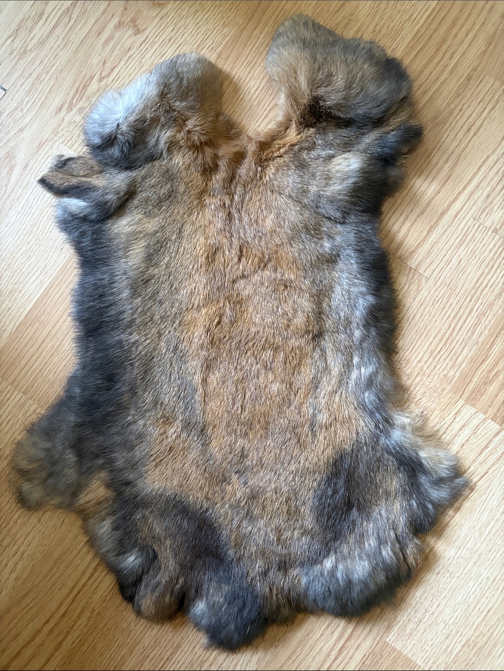 B0127 Natural Brown/Tan  Rabbit Fur Pelt